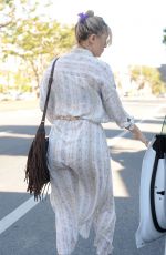 KATE HUDSON, GOLDIE HAWN and Kurt Russell at Early World Restaurant in Brentwood 11/25/2016