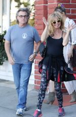 KATE HUDSON, GOLDIE HAWN and Kurt Russell at Early World Restaurant in Brentwood 11/25/2016