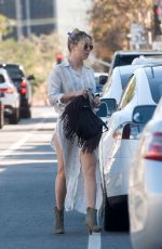 KATE HUDSON Out for Lunch in Los Angeles 11/25/2016