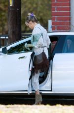 KATE HUDSON Out for Lunch in Los Angeles 11/25/2016