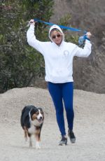 KATE HUDSON Out Hiking in Los Angeles 11/26/2016
