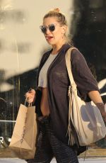 KATE HUDSON Out Shopping in Malibu 11/05/2016