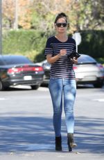 KATIE HOLMES Out for Coffee at Le Pain Quotidian in Westlake Village 11/14/2016