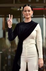 KATY PERRY at Capitol Records Honored by the Hollywood Chamber of Commerce with a 