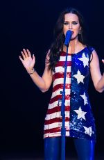 KATY PERRY Performs at Hillary Clinton Fundraiser in Philadelphia 11/05/2016