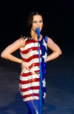 KATY PERRY Performs at Hillary Clinton Fundraiser in Philadelphia 11/05/2016