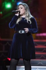 KELLY CLARKSON Performs at CMA 2016 Country Christmas in Nashville 11/08/2016