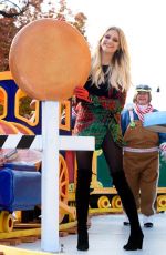 KELSEA BALLERINI at 90th Macy