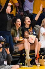 KENDALL JENNER and BELLA HADID at LA Lakers vs Dallas Mavericks Game 11/8/2016