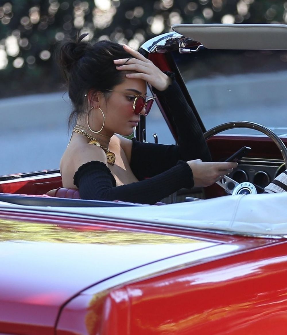 KENDALL JENNER Driving Her Mustang Out in Los Angeles 11/10/2016 ...