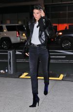 KENDALL JENNER Leaves Victoria