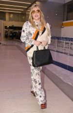 KESHA at LAX Airport in Los Angeles 11/22/2016