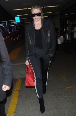 KHLOE KARDASHIAN at Los Angeles International Airport 11/26/2016