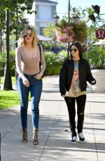KOURTNEY and KHLOE KARDASHIAN Out Shoppin in Los Angeles 11/05/2016