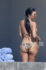 KOURTNEY KARDASHIAN in Bikini in Los Cabos 11/12/2016