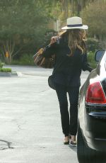 LA TOYA JACKSON Out and About in Brentwood 11/12/2016
