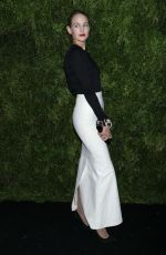 LEELEE SOBIESKI at 2016 Museum of Modern Art Film Benefit ‘A Tribute to Tom Hanks’ in New York 11/15/2016