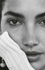 LILY ALDRIDGE in Elle Magazine, Italy December 2016 Issue