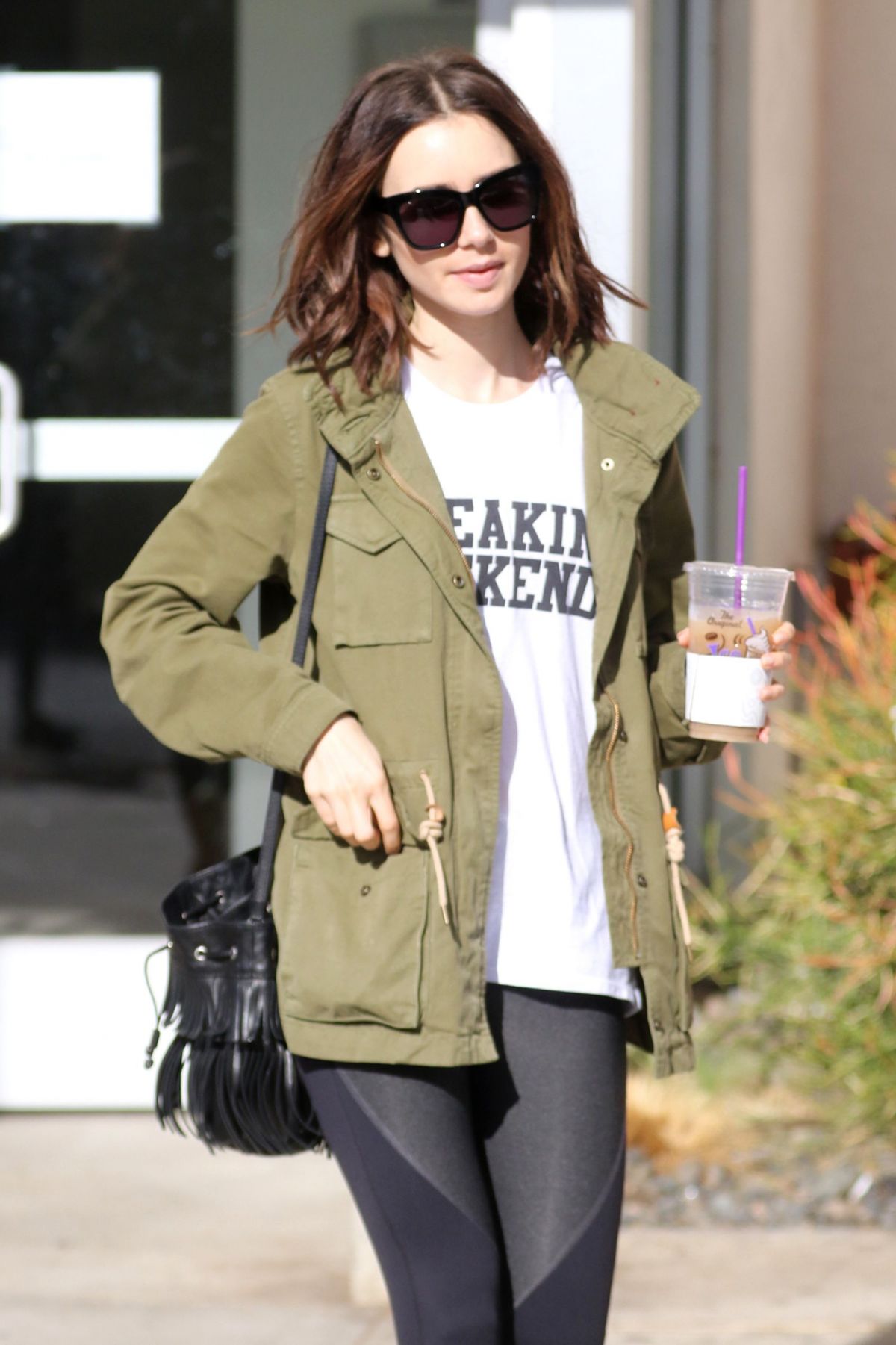 LILY COLLINS Leaves a Gym in West Hollywood 11/19/2016 LILY COLLINS Leaves a Gym in West Hollywood 11/19/2016