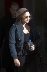 NORAH JONES Out and About in London 11/06/2016