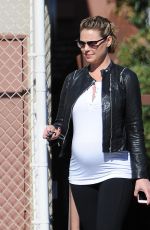 Pregnant KATHERINE HEIGL Out and About in Calabasas 11/05/2016