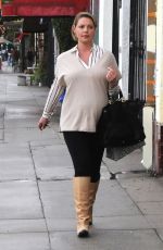 Pregnant KATHERINE HEIGL Out Shopping in Los Angeles 11/20/2016