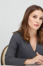 Pregnant NATALIE PORTMAN at 