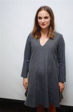 Pregnant NATALIE PORTMAN at 