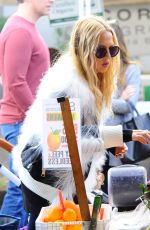 RACHEL ZOE Shopping at a Farmer