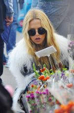 RACHEL ZOE Shopping at a Farmer