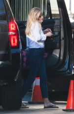 REESE WITHERSPOON Out and About in Brentwood 11/10/2016