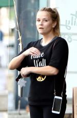 REESE WITHERSPOON Out and About in Brentwood 11/21/2016
