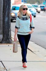 REESE WITHERSPOON Out Shopping in Santa Monica 11/17/2016