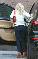 REESE WITHERSPOON Out Shopping in Santa Monica 11/17/2016