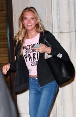 ROMEE STRIJD Arrives at Her Hotel in Paris 11/27/2016