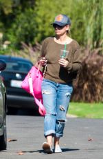 SARAH MICHELLE GELLAR in Ripped Jeans Out in Los Angeles 11/13/2016