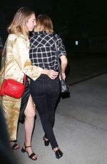 TAYLOR SWIFT Arrives at Arclight Movie Theater in Lso Angeles 11/11/2016
