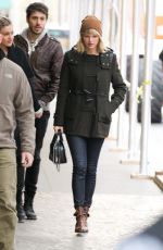 TAYLOR SWIFT Out and About in New York 11/23/2016