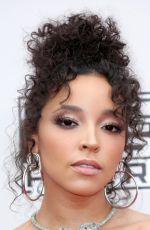 TINASHE at 2016 American Music Awards at The Microsoft Theater in Los Angeles 11/20/2016