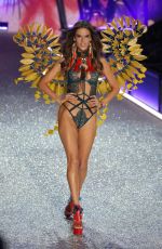 ALESSANDRA AMBROSIO at 2016 Victoria