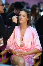 ALESSANDRA AMBROSIO at 2016 Victoria
