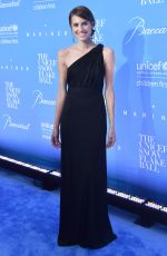 ALLISON WILLIAMS at 12th Annual Unicef Snowflake Ball in New York 11/29/2006