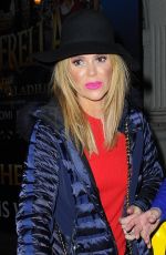 AMANDA HOLDEN Leaves Dominion Theatre after Performing 