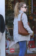 AMY ADAMS Out and About in Beverly Hills 12/20/2016