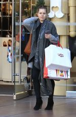 AMY ADAMS Shopping at The Grove in Los Angeles 12/19/2016