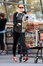 AMY ADAMS Shopping Grocery in Studio City 12/01/2016