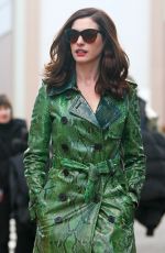 ANNE HATHAWAY on the Set of 