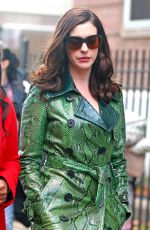 ANNE HATHAWAY on the Set of 