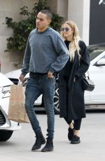 ASHLEE SIMPOSN and Evan Ross Out Shopping in Beverly Hills 12/06/2016