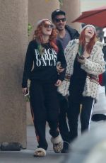 BELLA and DANI THORNE Out for Breakfast in Los Angeles 12/24/2016